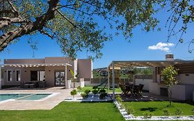 Koin Villa Sunrise, With Heated Pool & Whirlpool