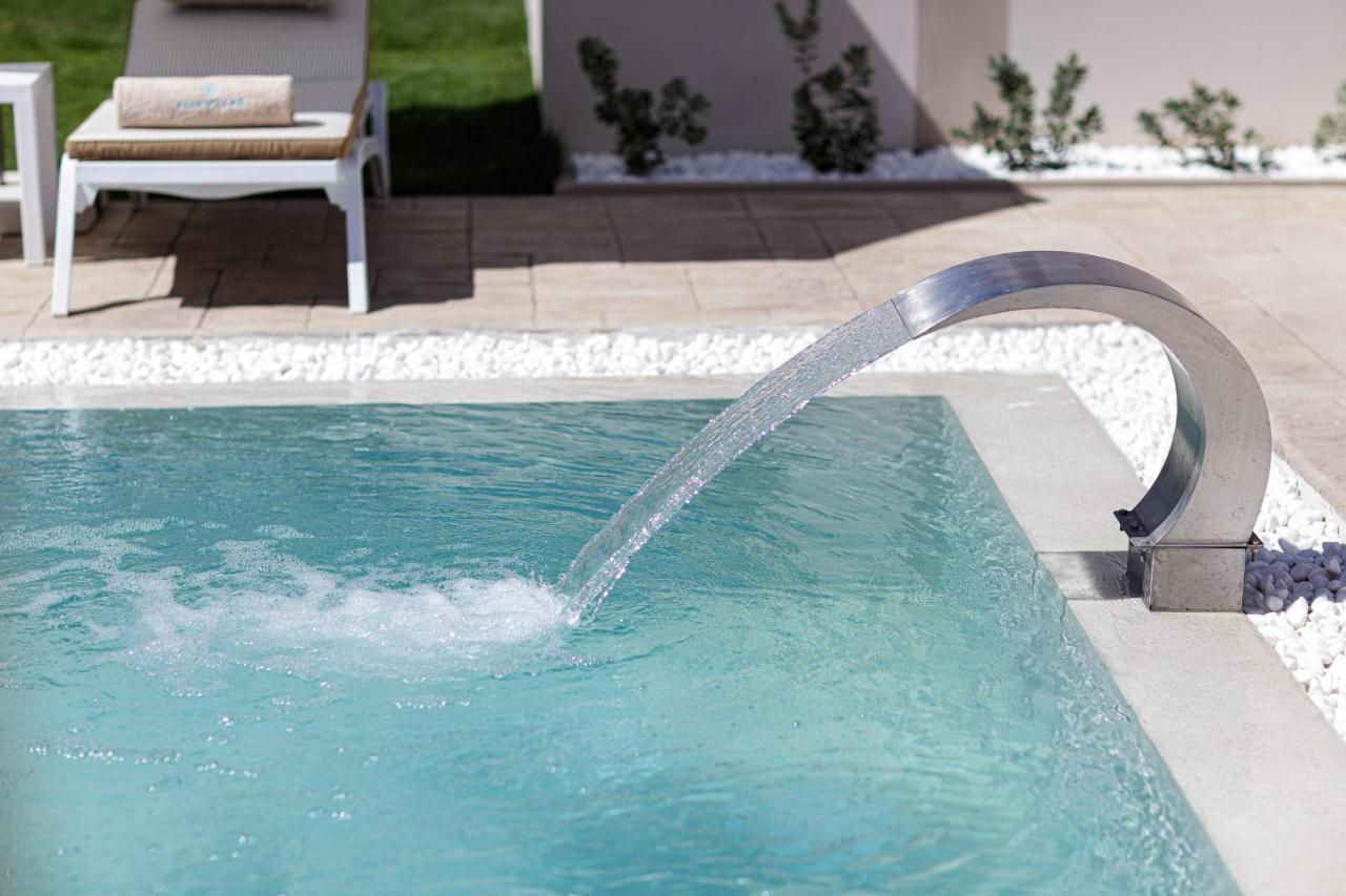 Koin Villa Sunrise, With Heated Pool & Whirlpool Πέραμα Εξωτερικό φωτογραφία