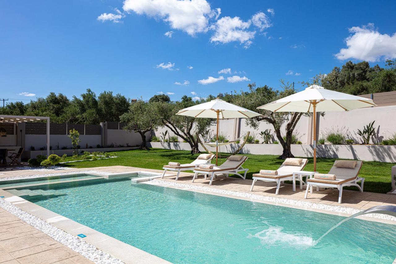 Koin Villa Sunrise, With Heated Pool & Whirlpool Πέραμα Εξωτερικό φωτογραφία
