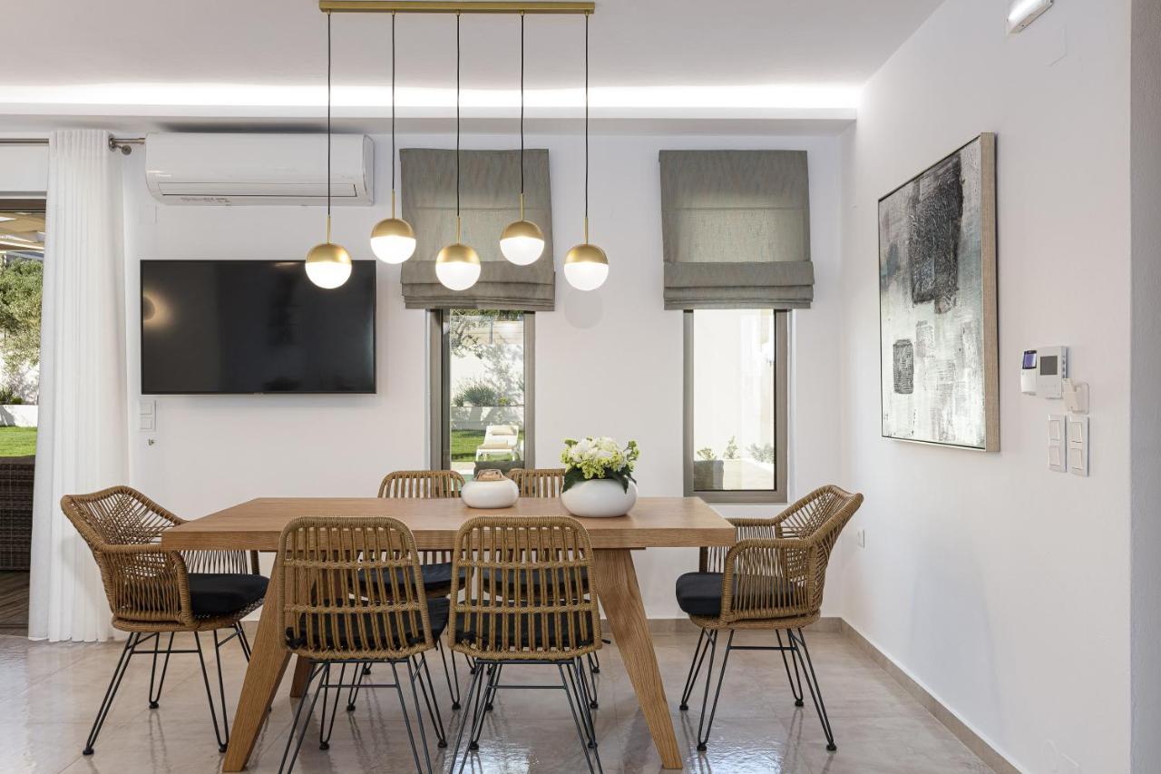 Koin Villa Sunrise, With Heated Pool & Whirlpool Πέραμα Εξωτερικό φωτογραφία
