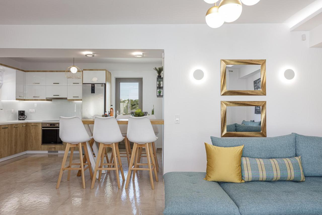 Koin Villa Sunrise, With Heated Pool & Whirlpool Πέραμα Εξωτερικό φωτογραφία
