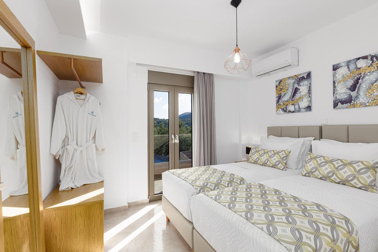 Koin Villa Sunrise, With Heated Pool & Whirlpool Πέραμα Εξωτερικό φωτογραφία